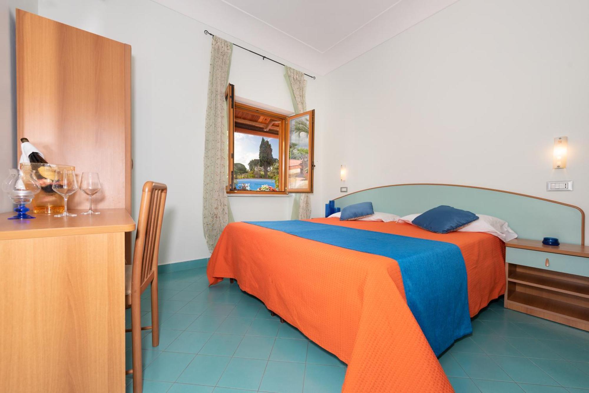 Hotel Villa Sirena Sant'Angelo  Ngoại thất bức ảnh