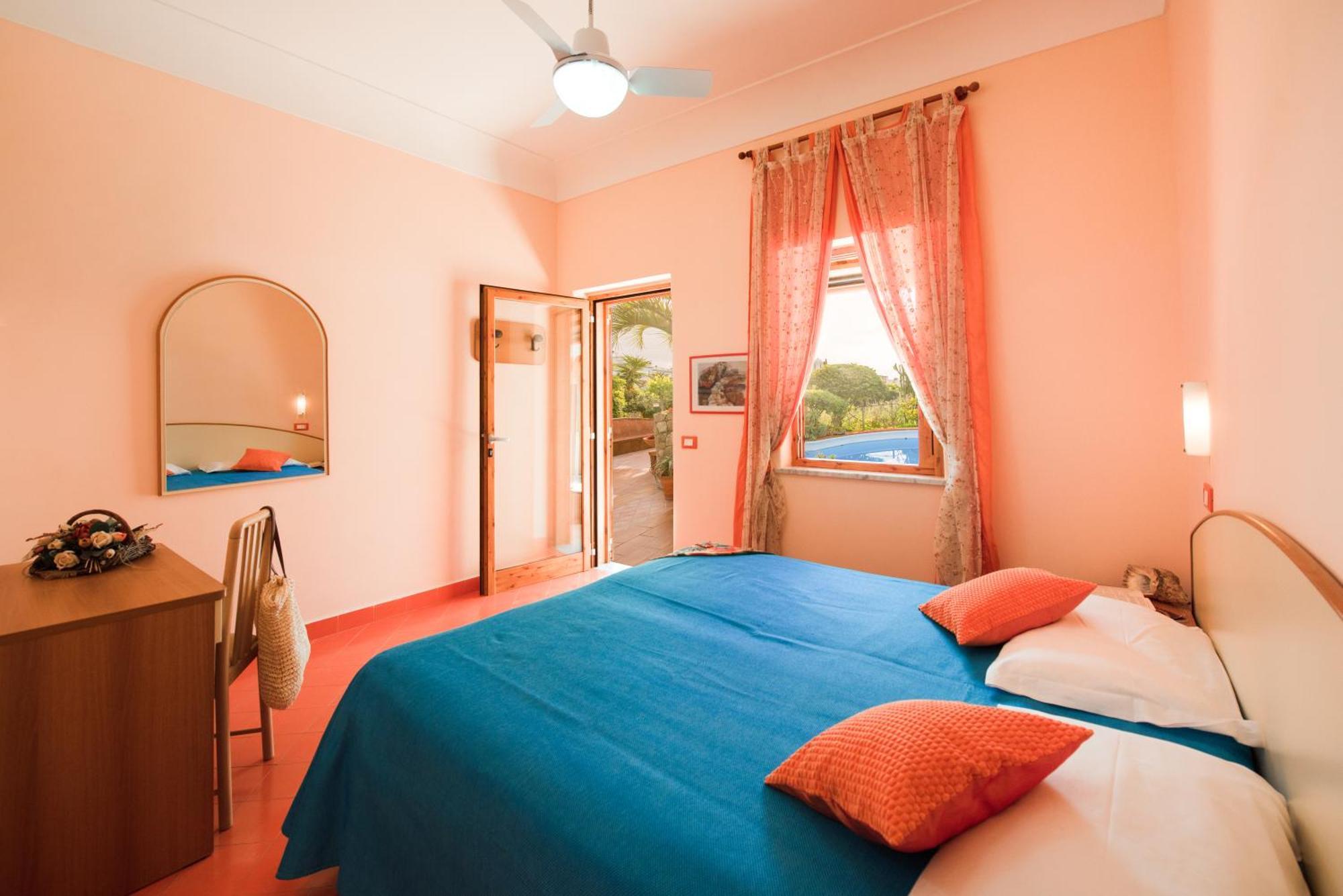 Hotel Villa Sirena Sant'Angelo  Ngoại thất bức ảnh